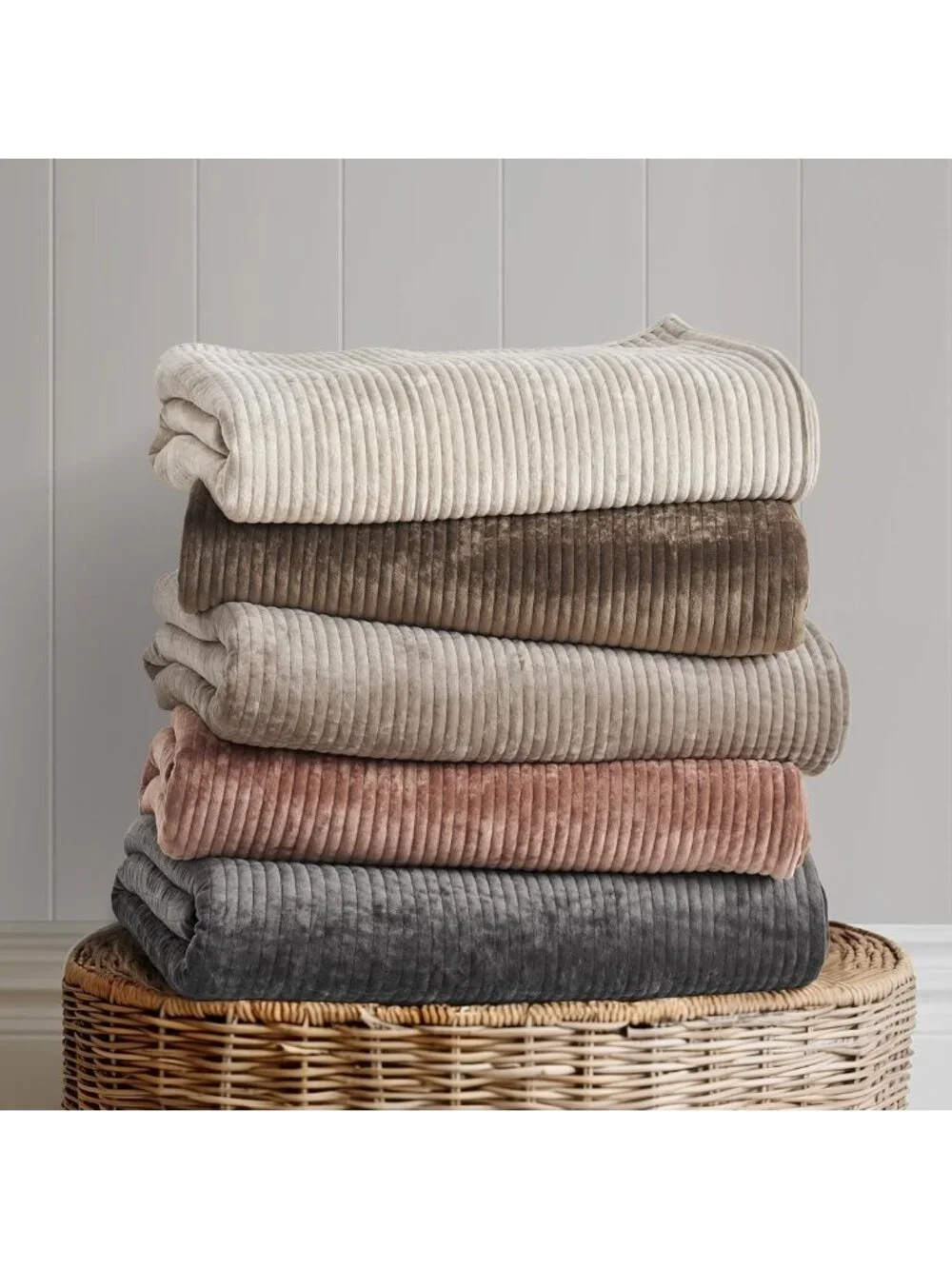 Luxurious Striped Velvet Quilt Set, King Size, Soft Washed Black Bedding